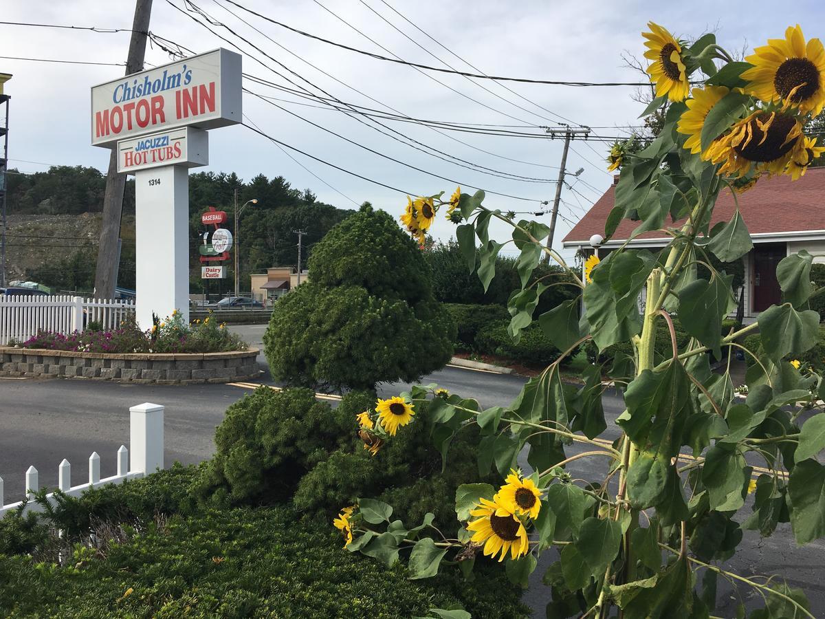 Chisholm'S Motor Inn Согъс Екстериор снимка
